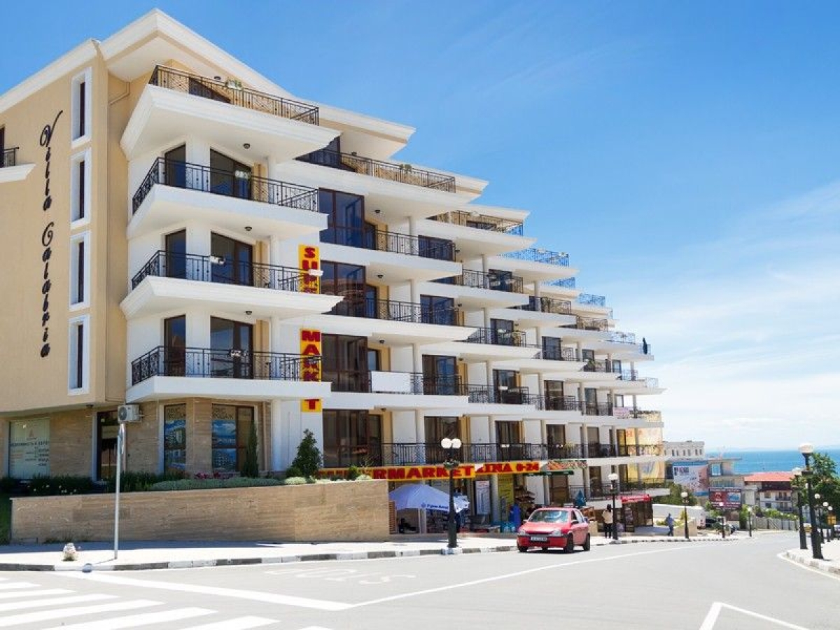 Двухкомнатная квартира с видом на море в комплексе &quot;Villa Calabria&quot;